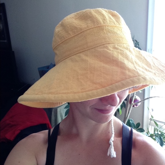 Wallaroo sunshine yellow sun hat - Picture 2 of 4